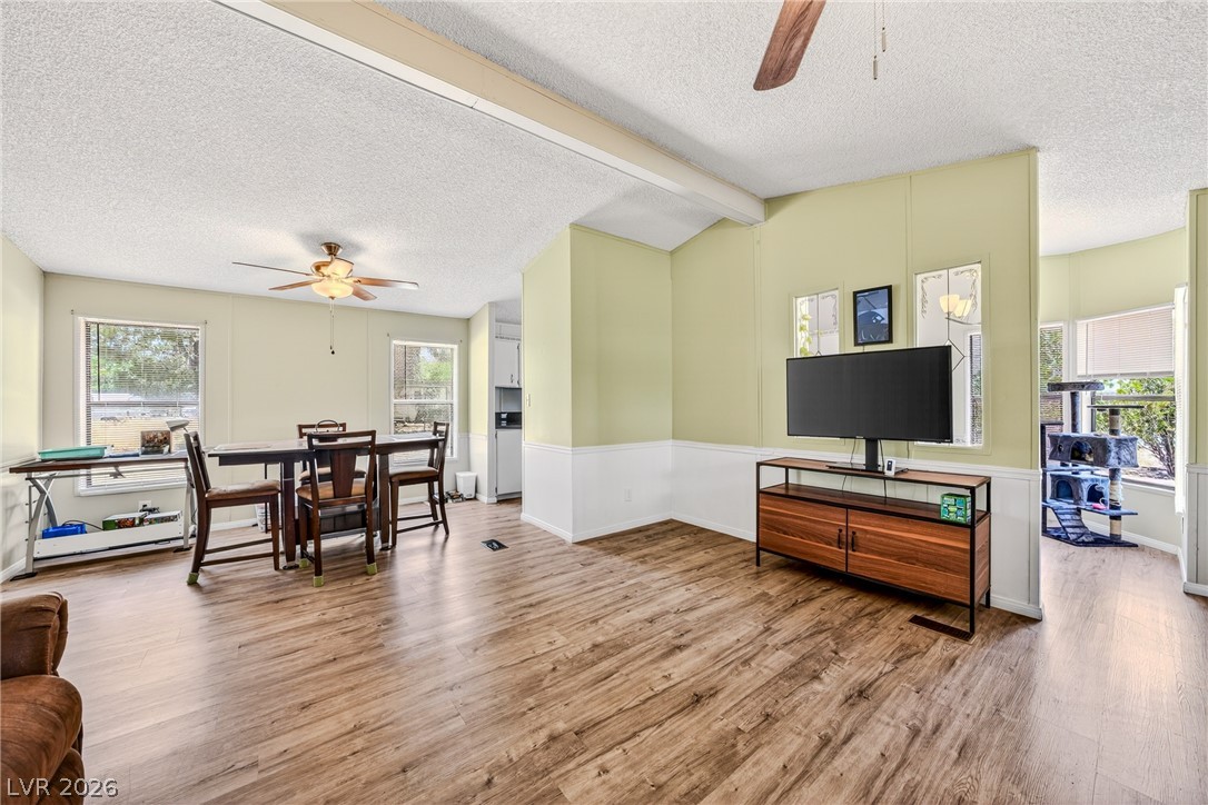 551 Fehrs Way Property Photo 10