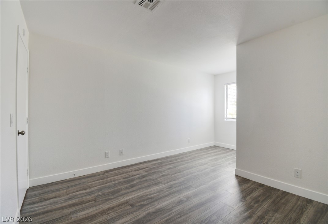 6867 Tamarus Street 202 Property Photo 14