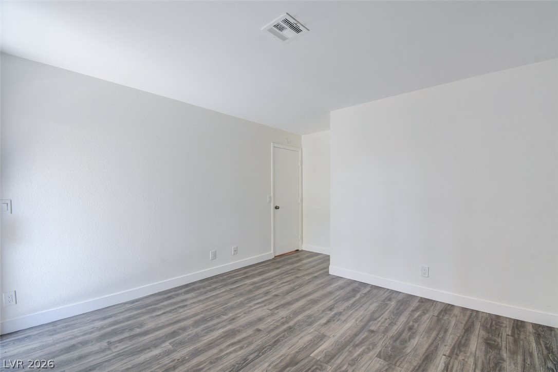 6867 Tamarus Street 202 Property Photo 17