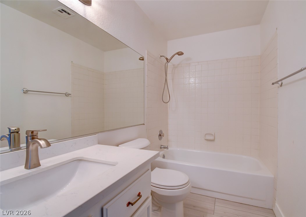 6867 Tamarus Street 202 Property Photo 19