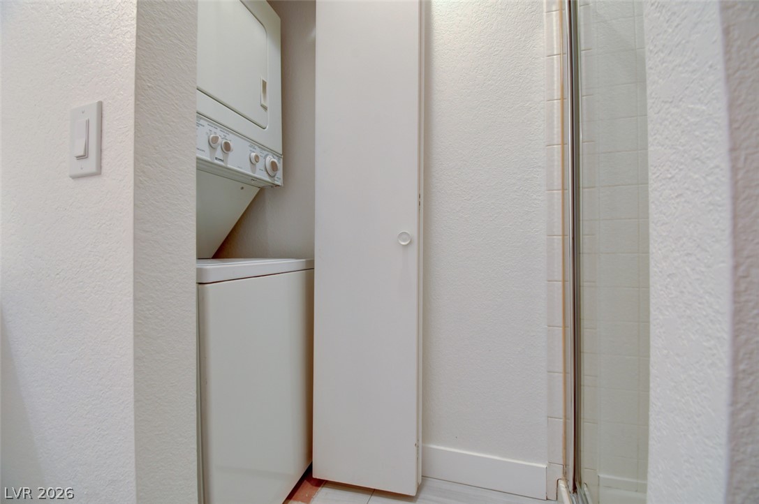 6867 Tamarus Street 202 Property Photo 22