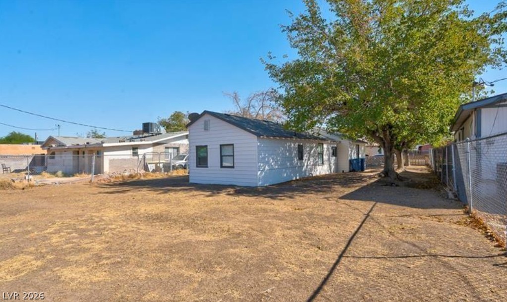 3049 Cedar Street Property Photo 11