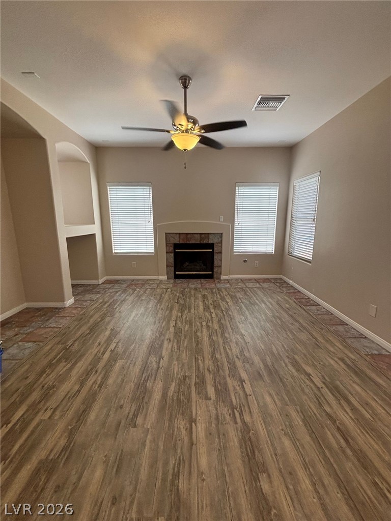 8585 Ebony Hills Way Property Photo 8