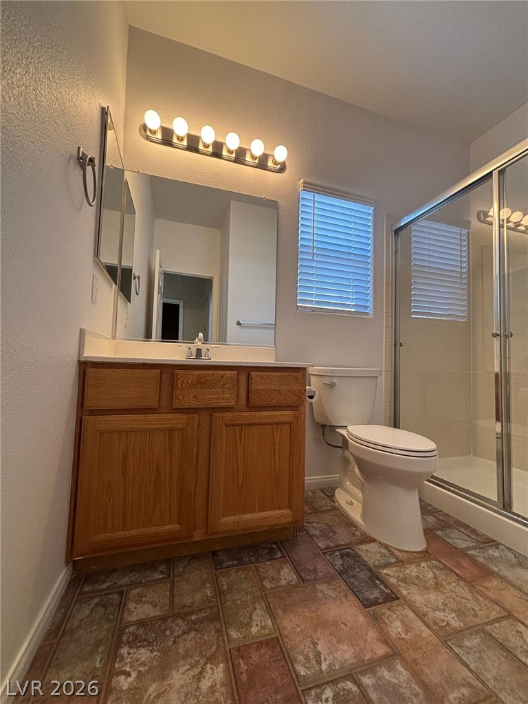 8585 Ebony Hills Way Property Photo 16