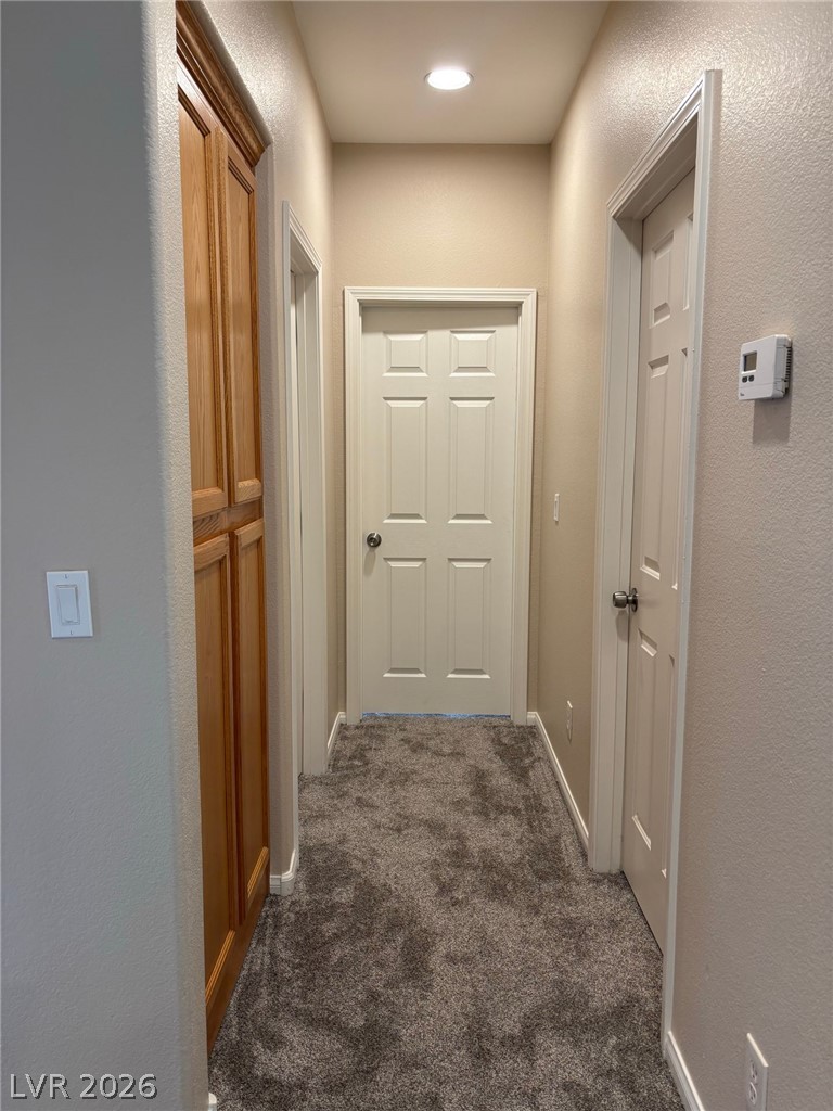 8585 Ebony Hills Way Property Photo 22