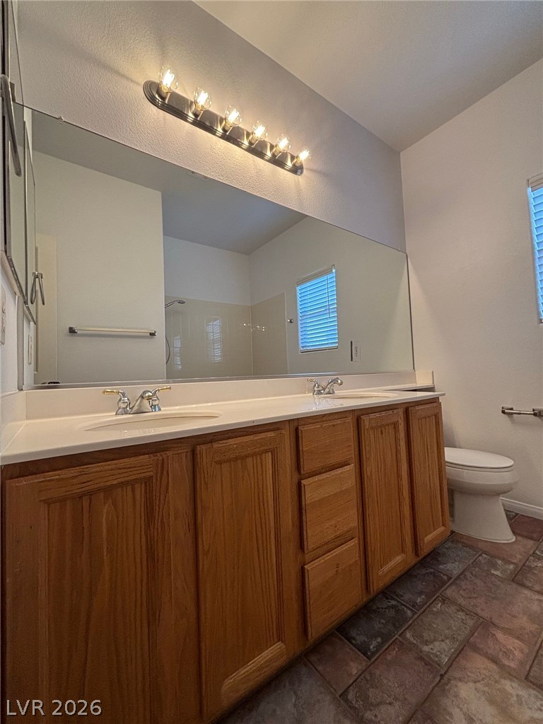 8585 Ebony Hills Way Property Photo 24