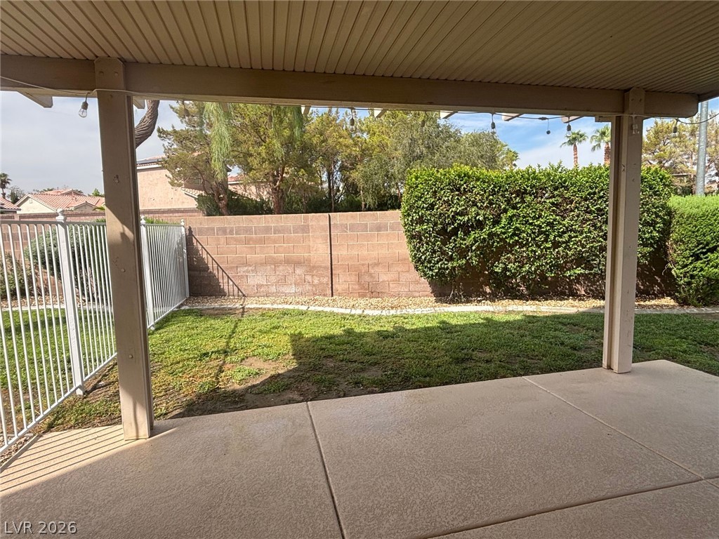 8585 Ebony Hills Way Property Photo 45