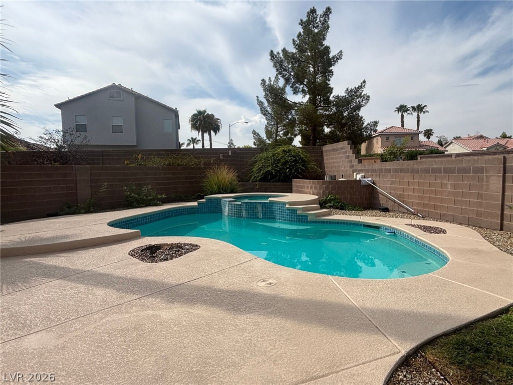 8585 Ebony Hills Way Property Photo 48