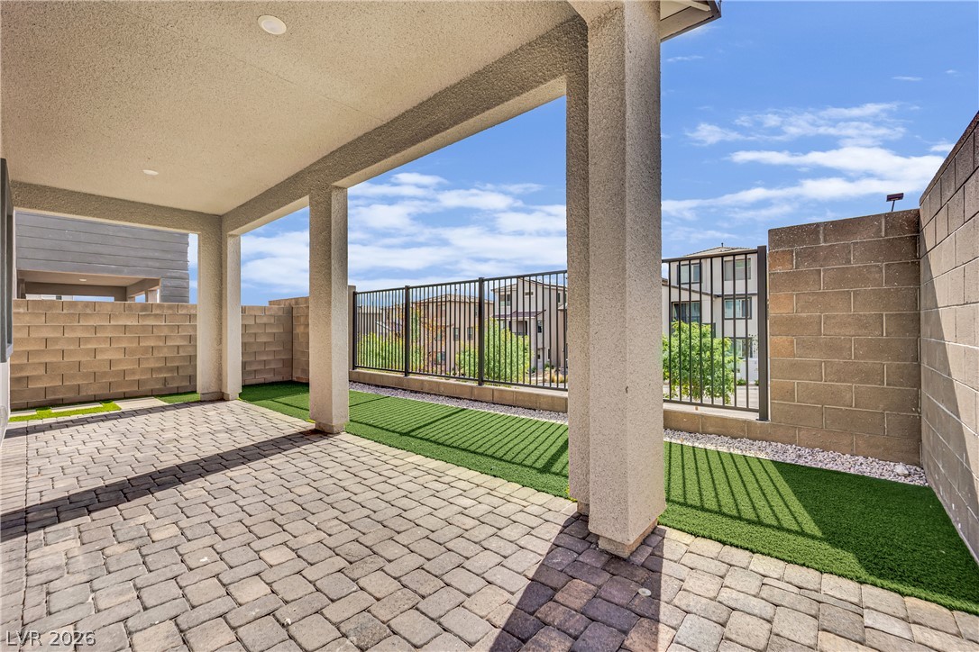 1532 Pacific Baza Street Property Photo 35