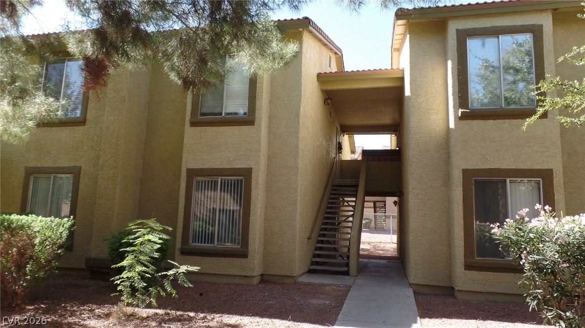 7200 Pirates Cove 1082 Property Photo 1