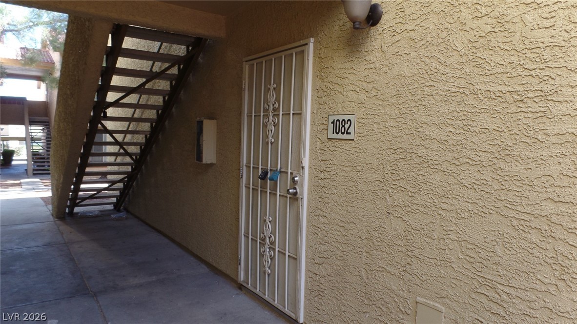 7200 Pirates Cove 1082 Property Photo 2