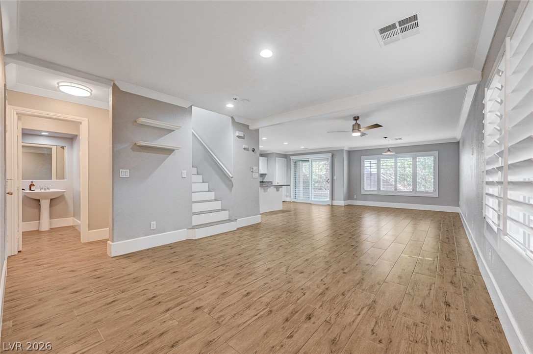 10226 Headrick Drive Property Photo 2