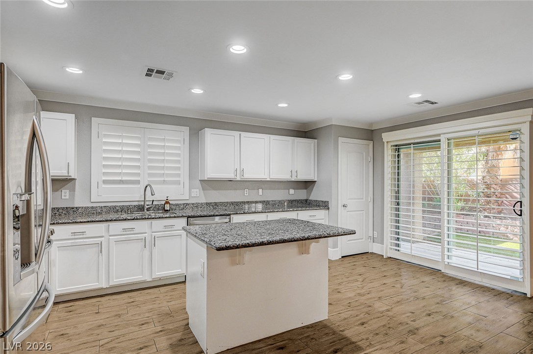 10226 Headrick Drive Property Photo 15