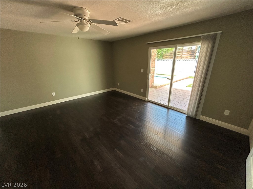 3875 Hoopa Lane Property Photo 10