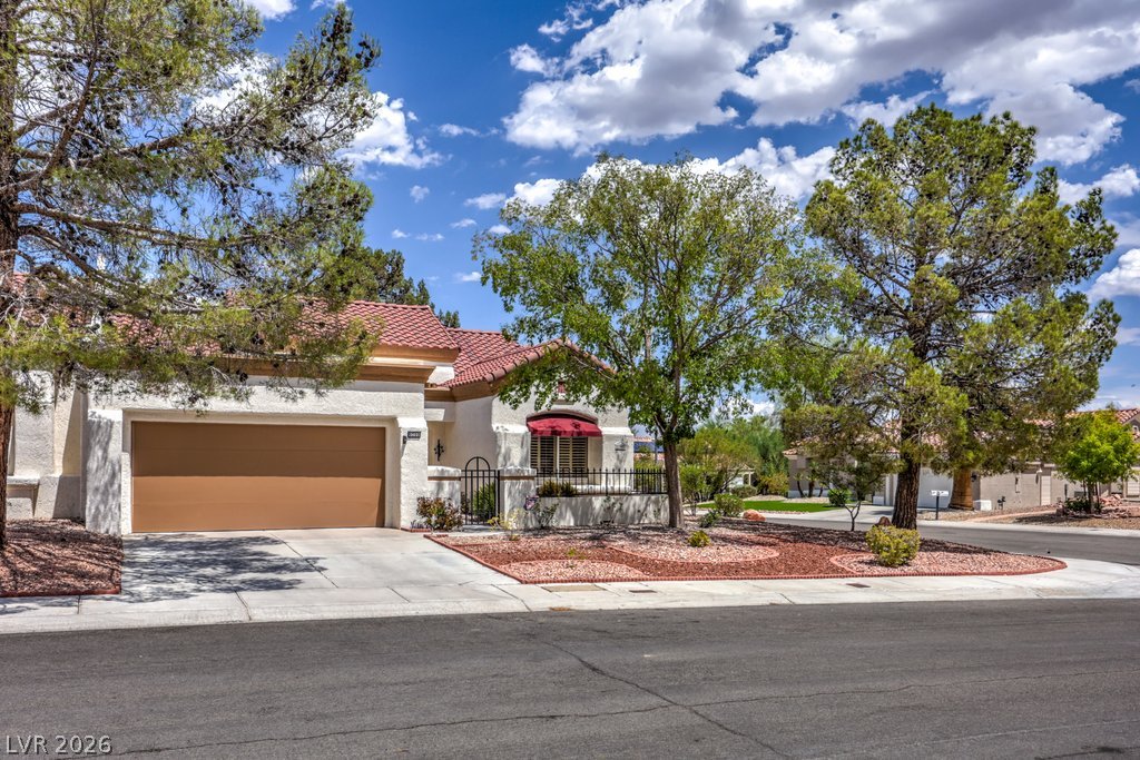 9200 Quail Ridge Drive Property Photo 3