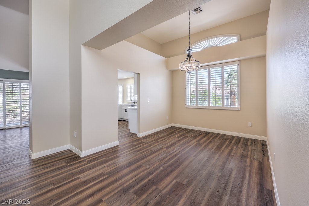 9200 Quail Ridge Drive Property Photo 8