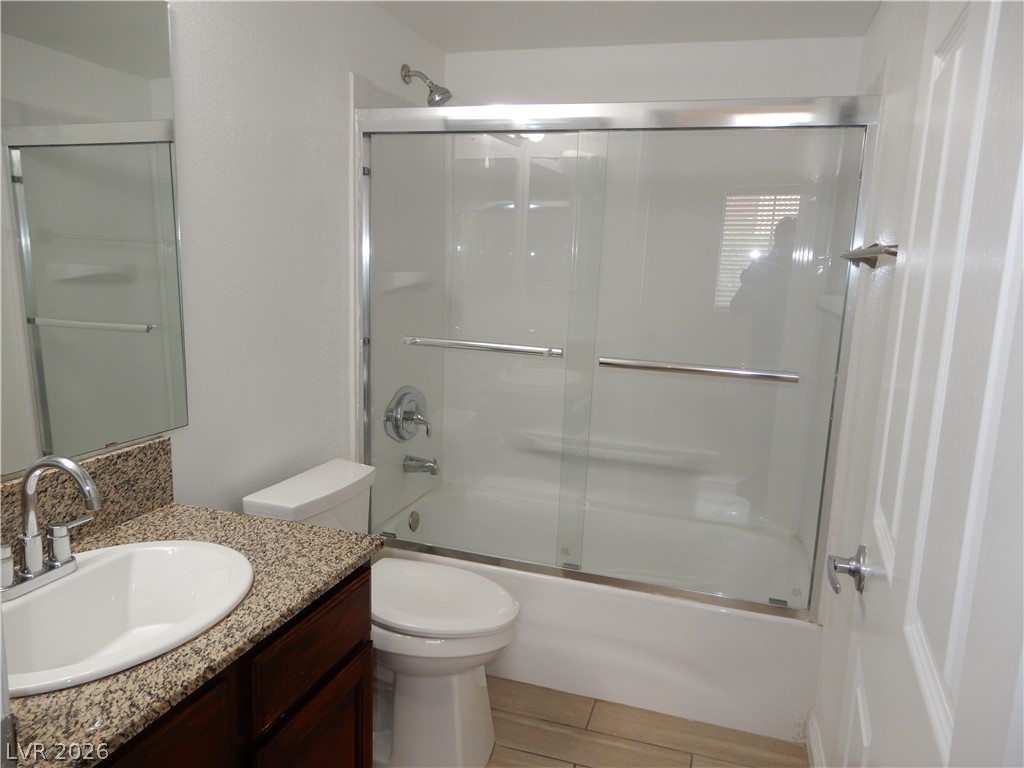 5122 South Jones Boulevard 201 Property Photo 10