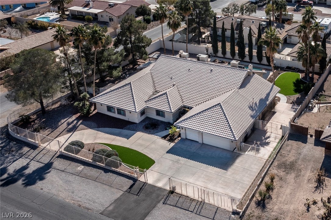 6425 Tara Avenue Property Photo 1