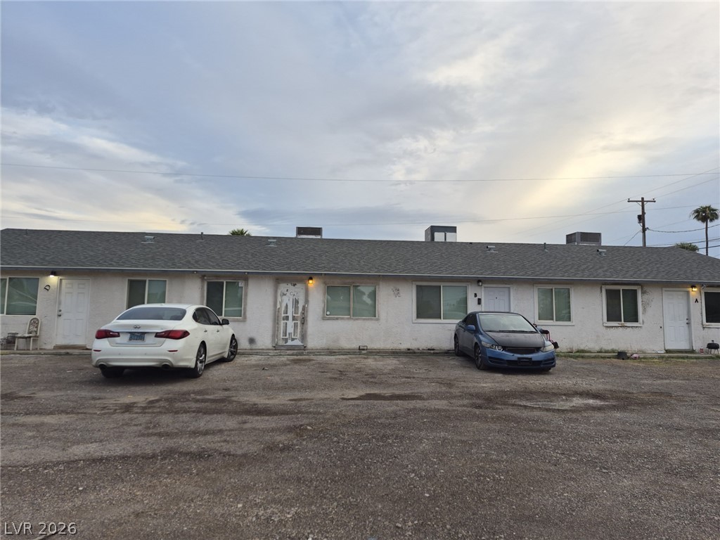 1831 North Walnut Road C Property Photo 2