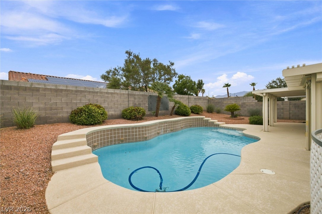 5329 Strawberry Tree Street Property Photo 2
