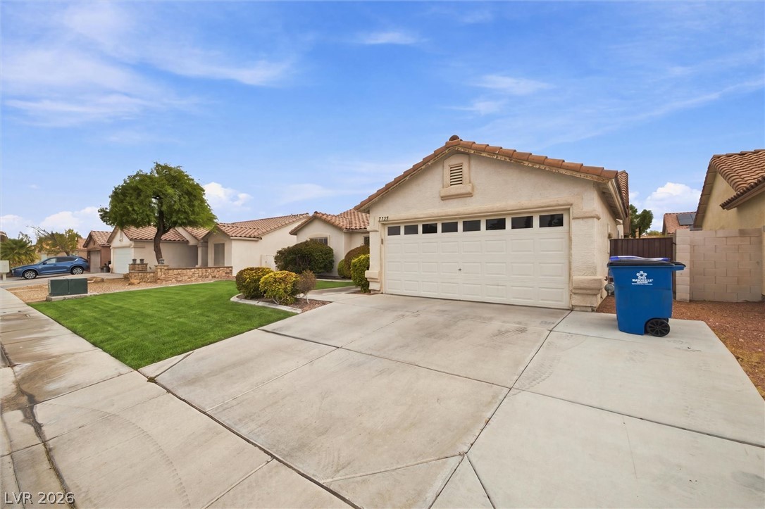5329 Strawberry Tree Street Property Photo 4
