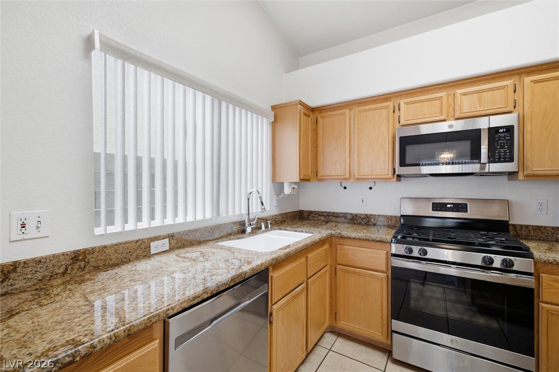 5329 Strawberry Tree Street Property Photo 13
