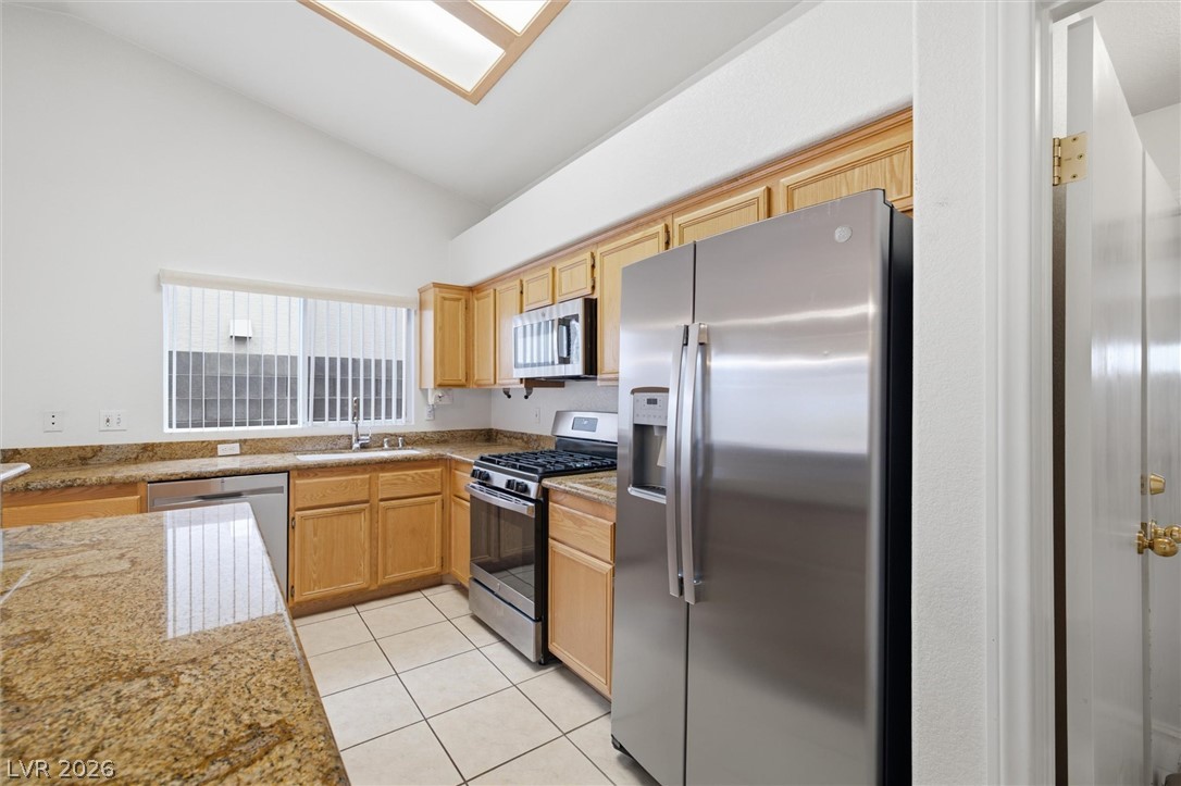 5329 Strawberry Tree Street Property Photo 15