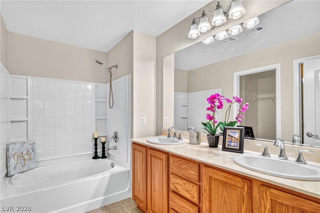 120 Sharp Edge Avenue Property Photo 33