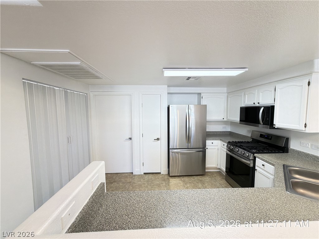 3400 Cabana Drive 1033 Property Photo 11