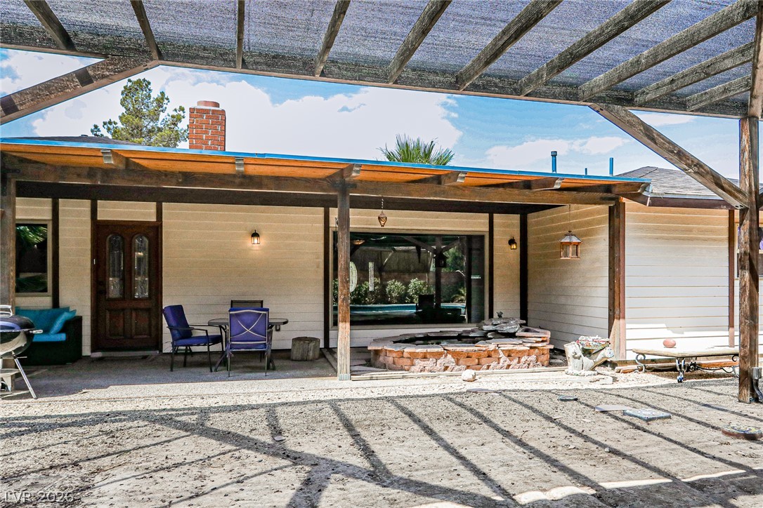4674 Saddle Place Property Photo 15