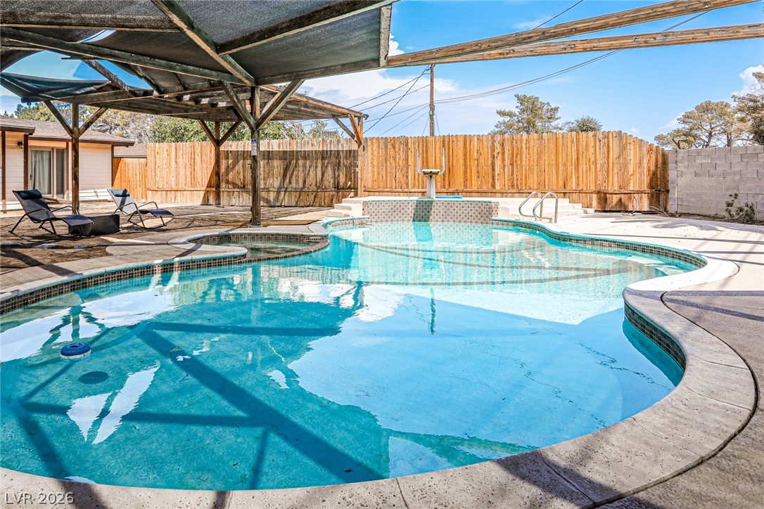 4674 Saddle Place Property Photo 16