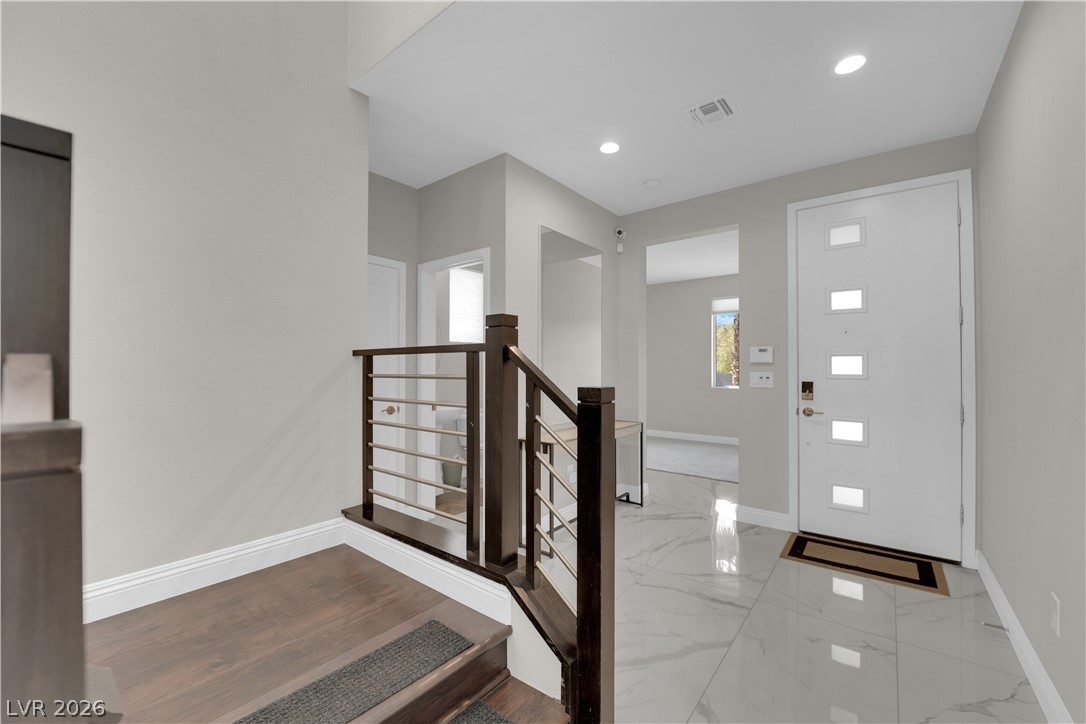 10254 Kesington Drive Property Photo 6