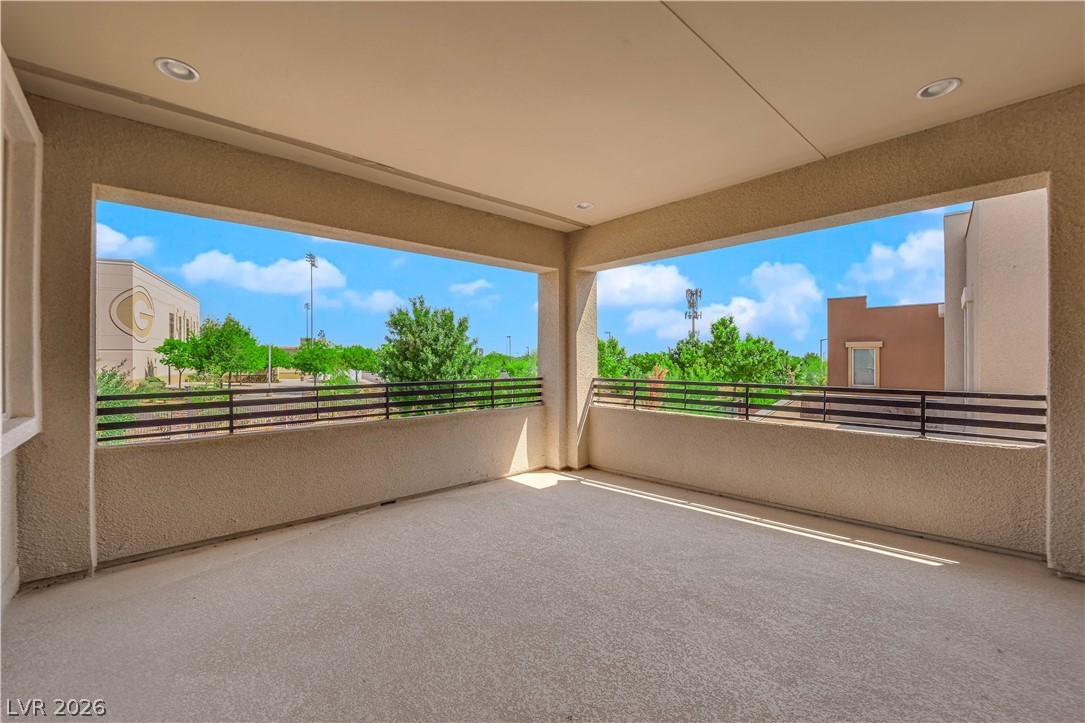 10254 Kesington Drive Property Photo 32