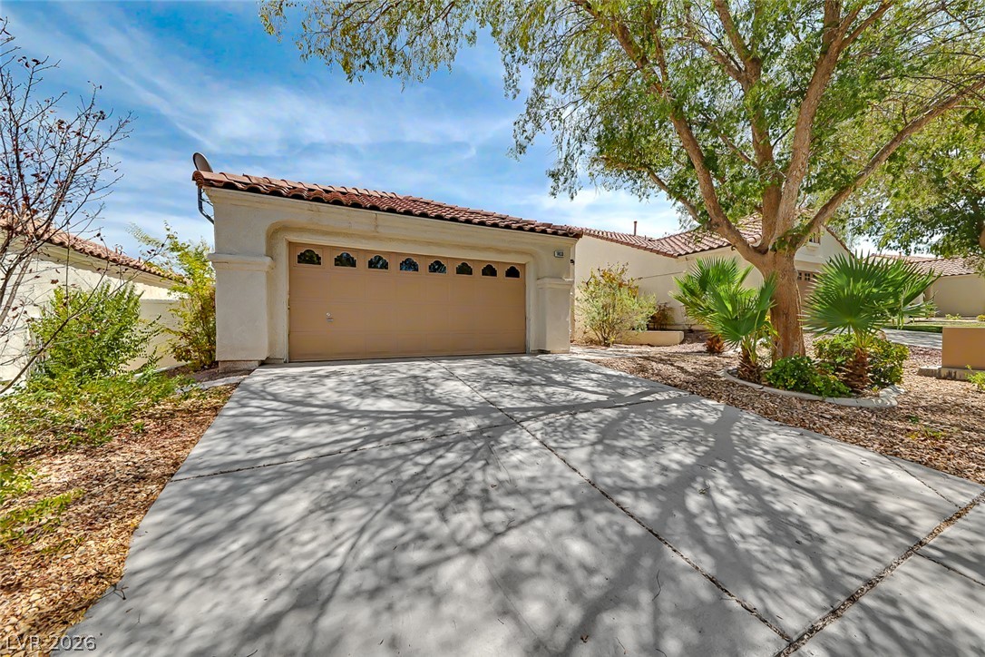 1833 Stablegate Avenue 1 Property Photo 2