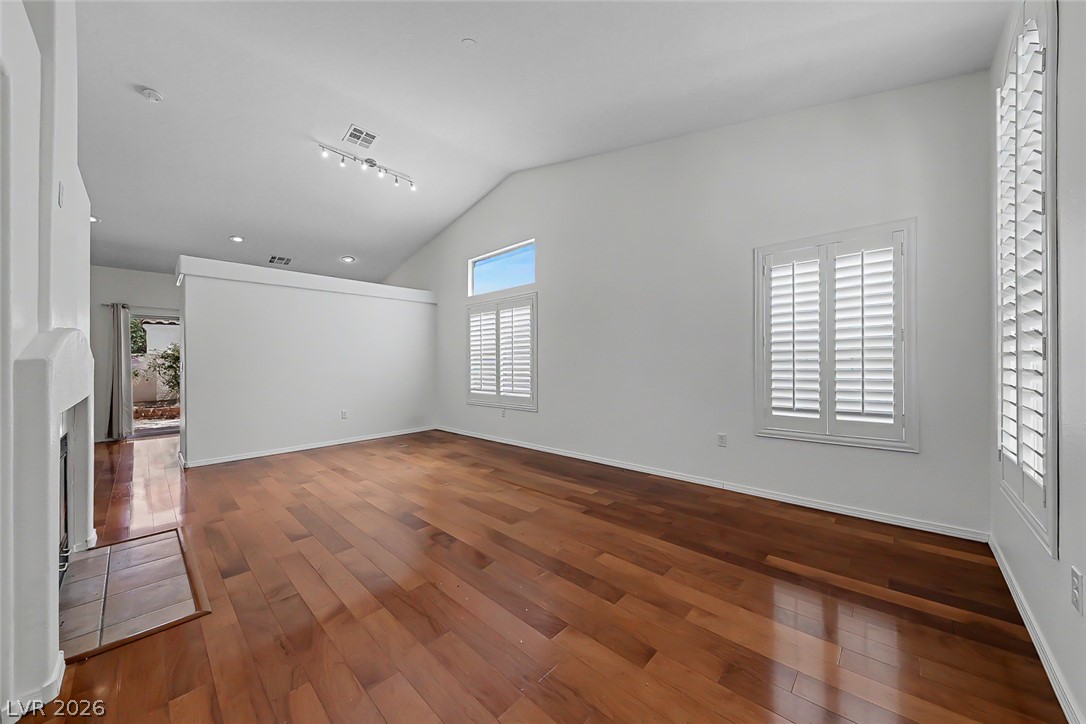 1833 Stablegate Avenue 1 Property Photo 4
