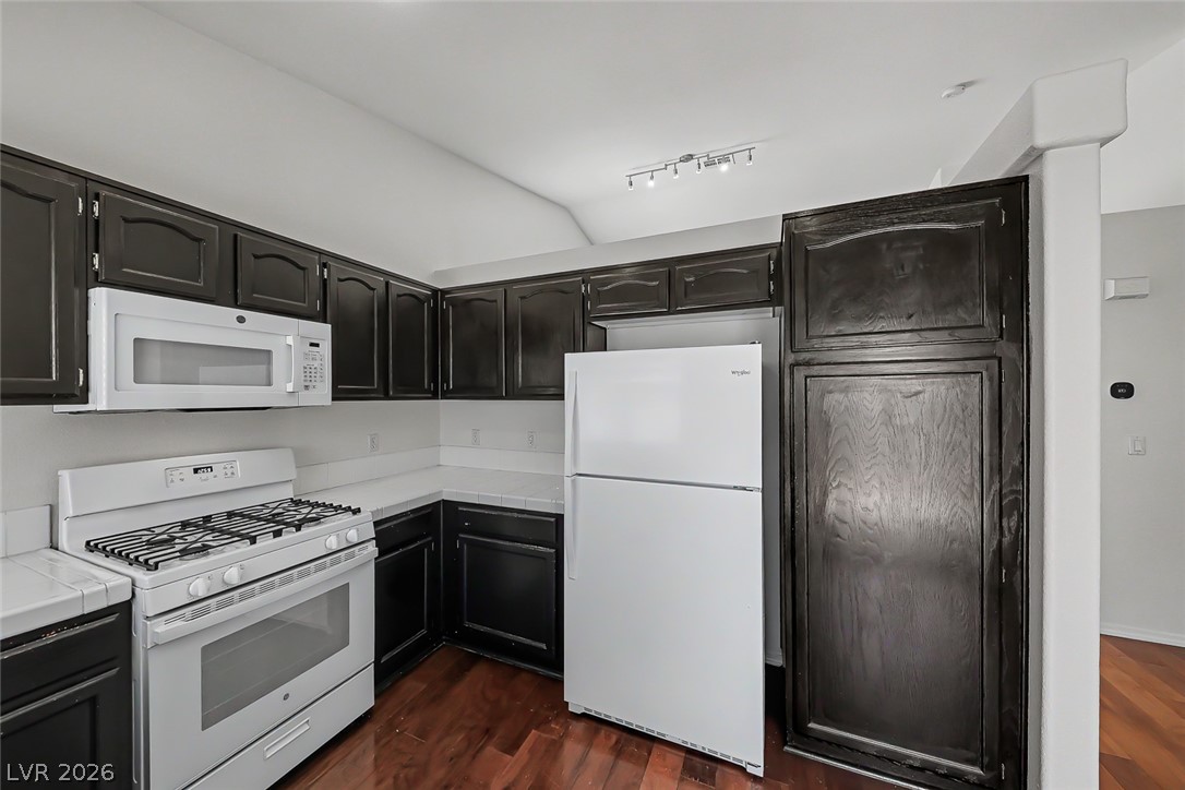 1833 Stablegate Avenue 1 Property Photo 10