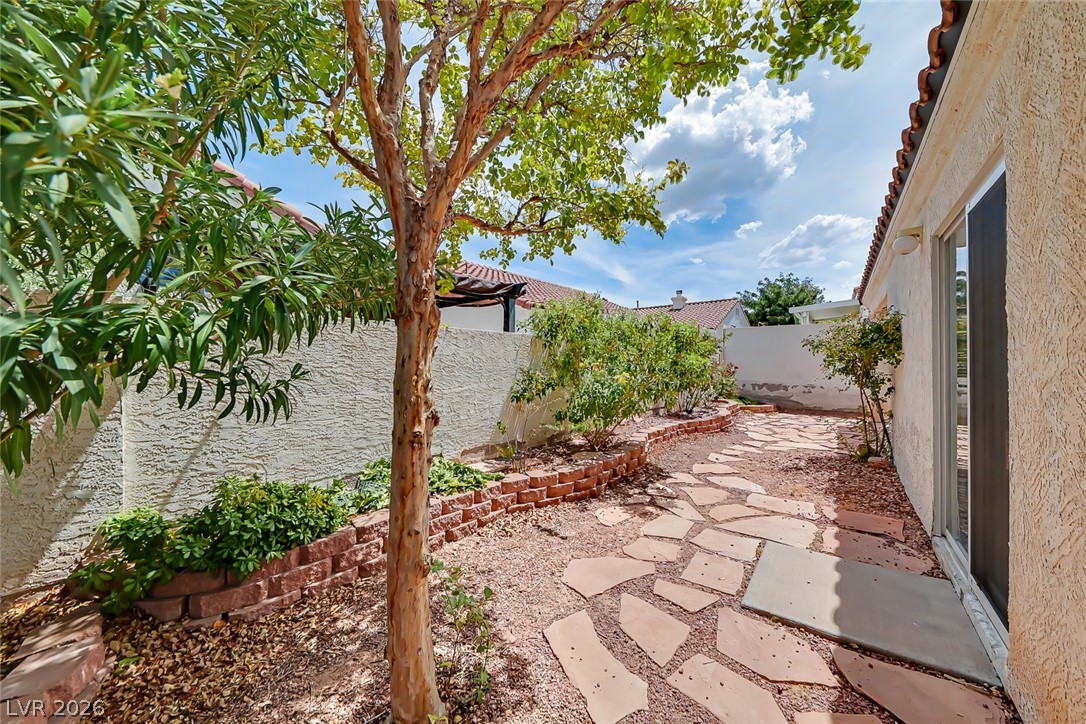1833 Stablegate Avenue 1 Property Photo 23
