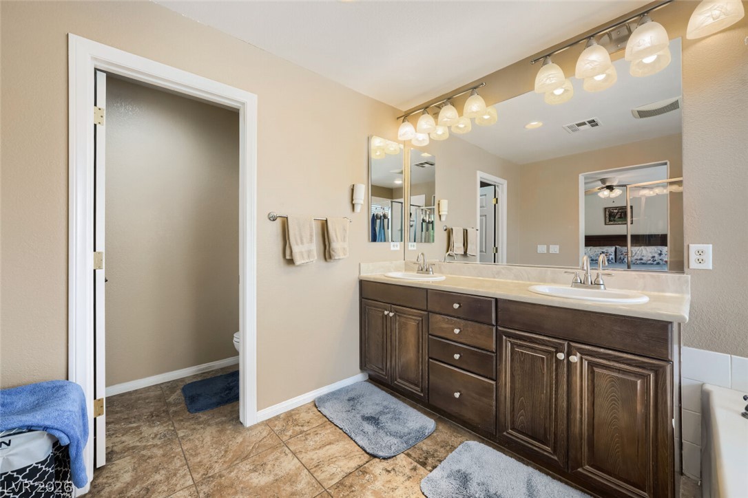 6811 Pleasantville Court Property Photo 33