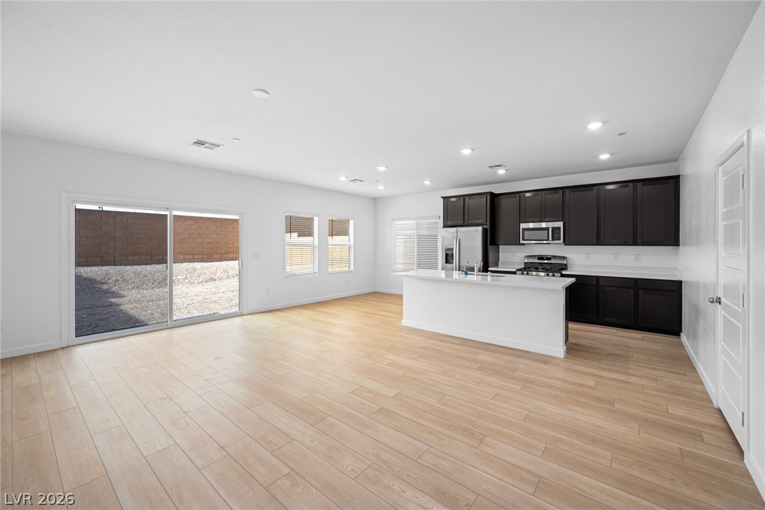 9951 Kimura Hills Avenue Property Photo 3