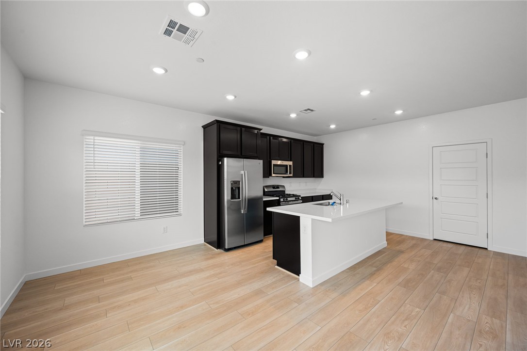 9951 Kimura Hills Avenue Property Photo 7