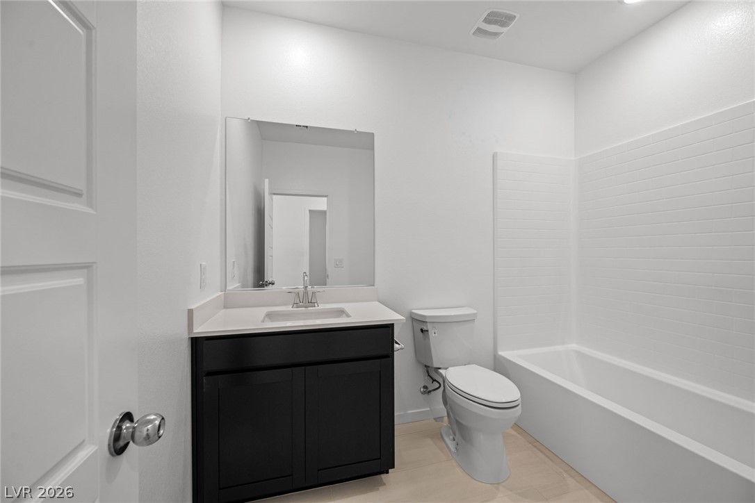 9951 Kimura Hills Avenue Property Photo 16