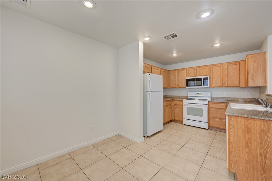 1154 Lilac Charm 0 Property Photo 10