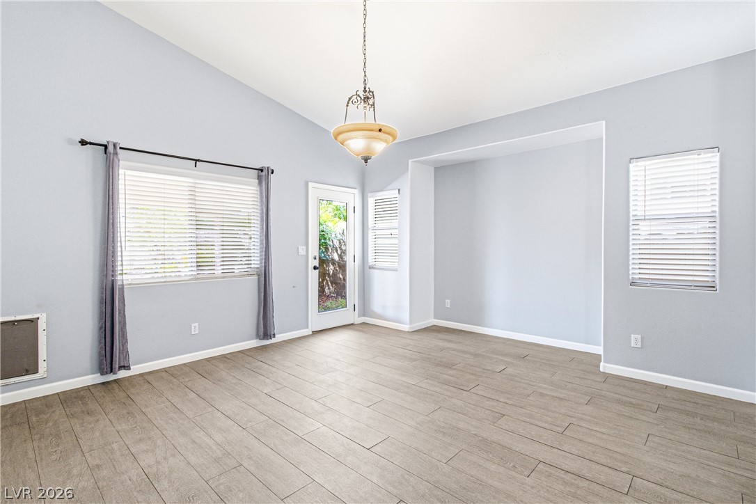 8111 Desert Cloud Avenue Property Photo 10