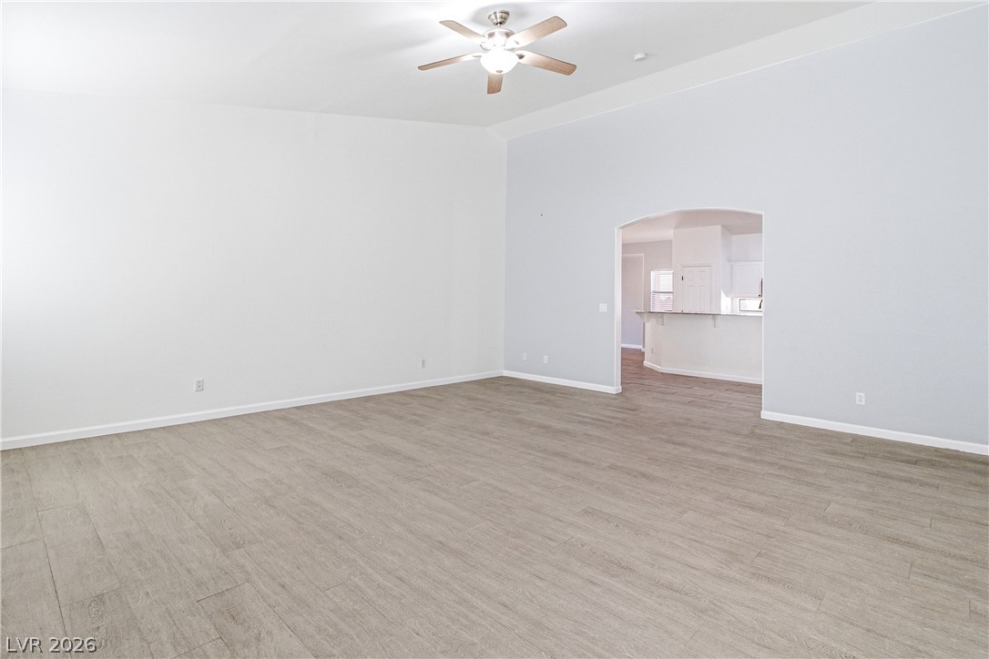 8111 Desert Cloud Avenue Property Photo 12