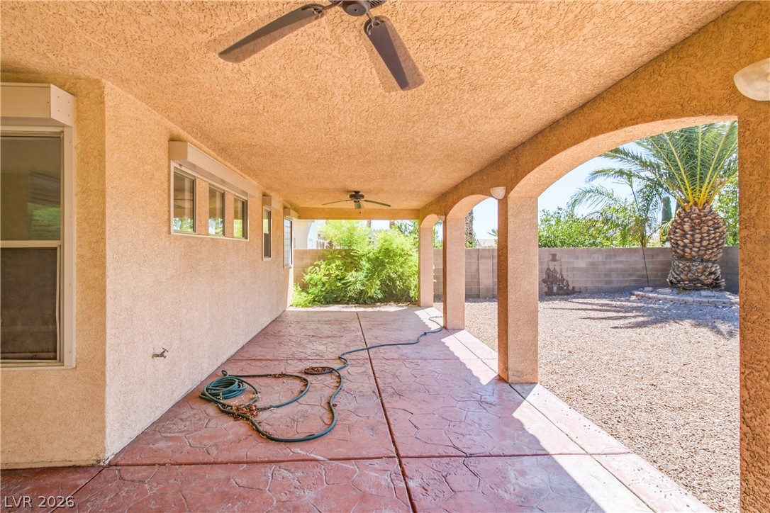 8111 Desert Cloud Avenue Property Photo 22
