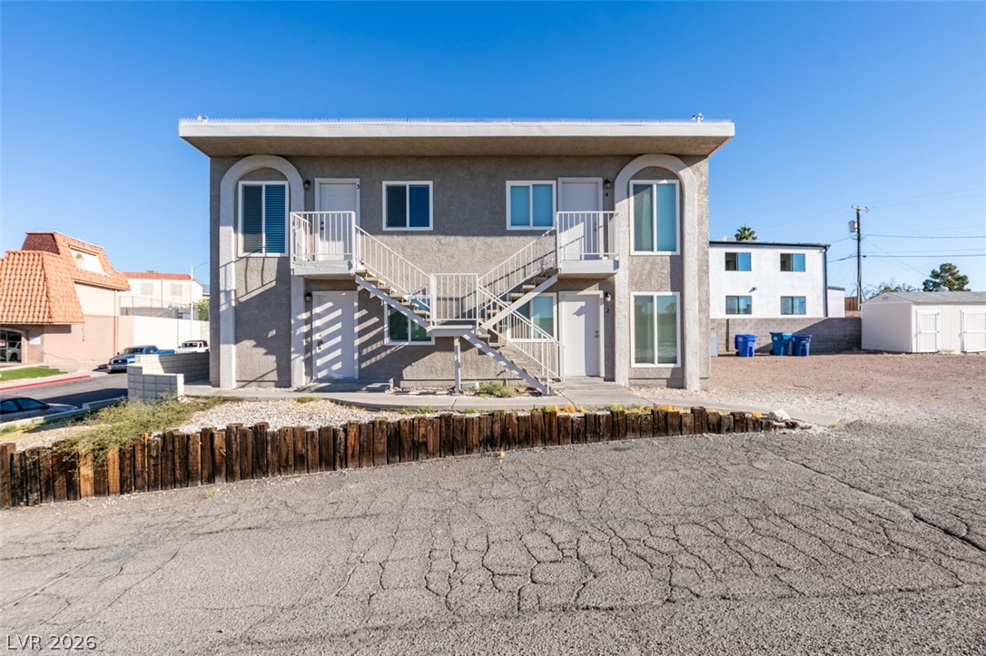 525 Fir Street 3 Property Photo 1