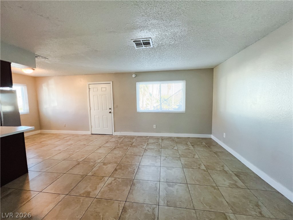 445 North 14th Street B Property Photo 31