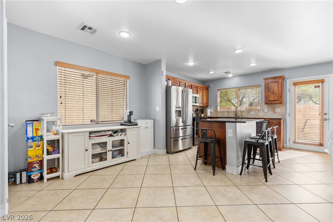 5634 African Lilly Court Property Photo 9