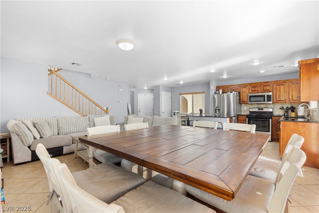 5634 African Lilly Court Property Photo 11
