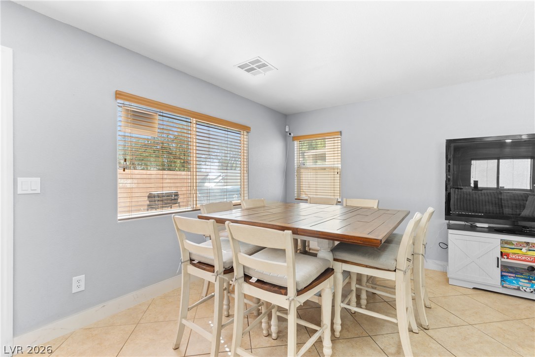 5634 African Lilly Court Property Photo 12
